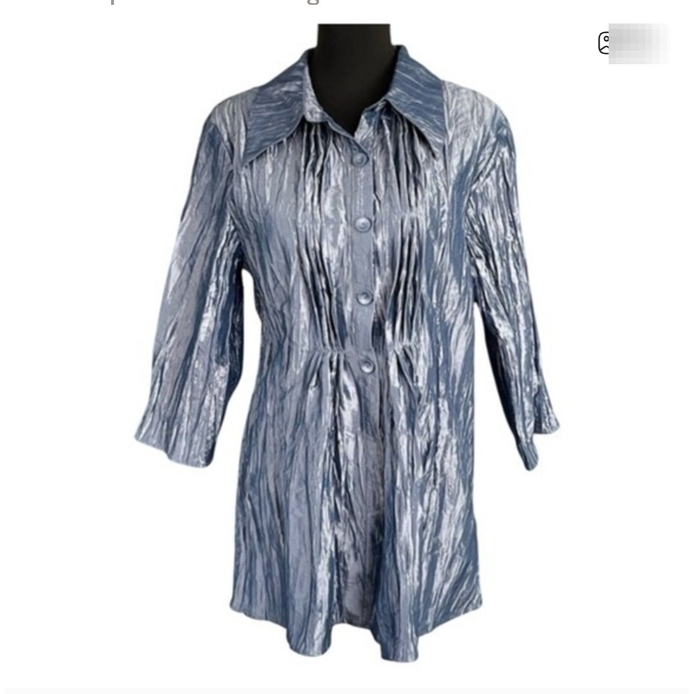 Noelle Enterprises Women's Blue Crinkle Shirt with Belt NWT
